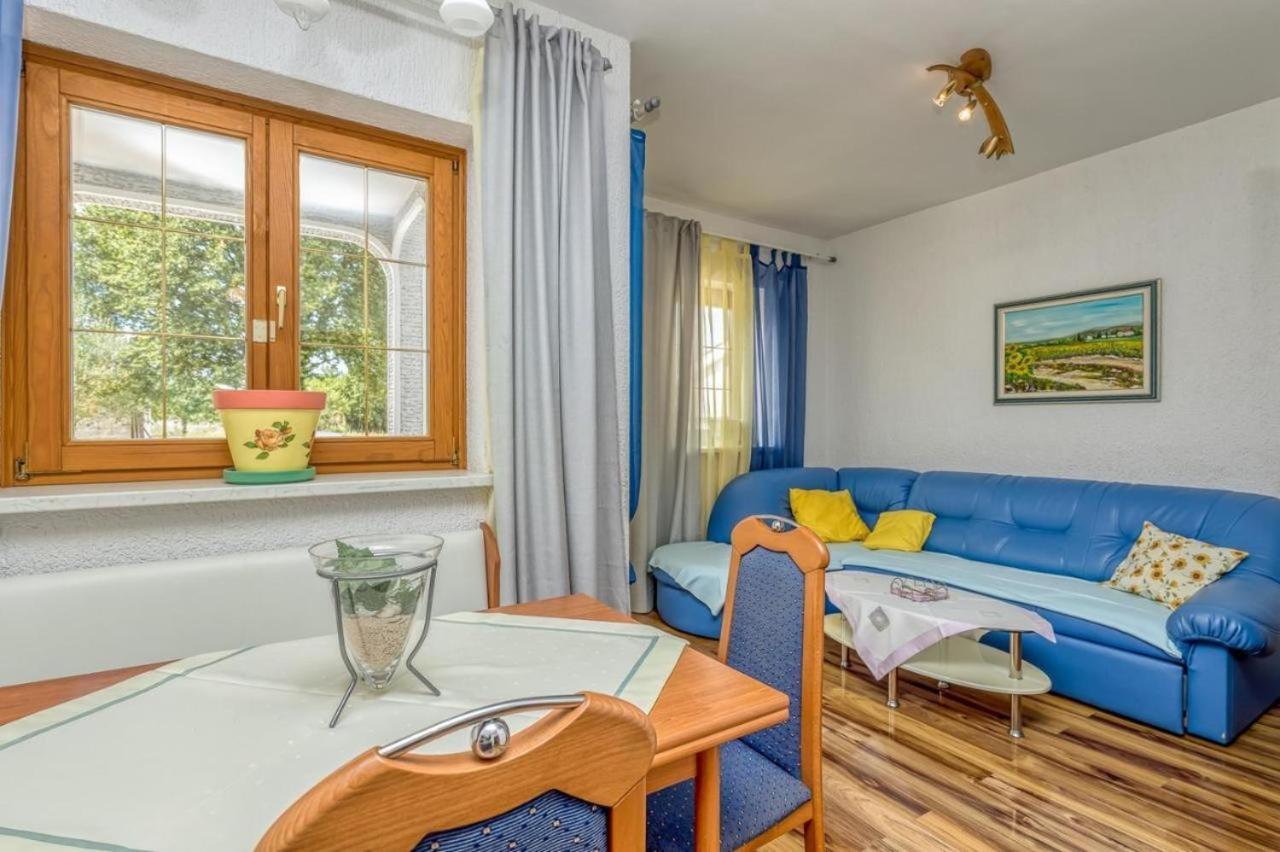 Apartman Finka *